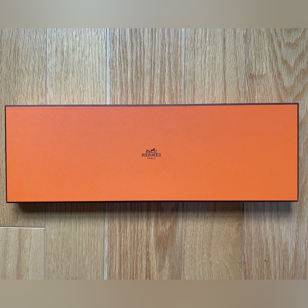 BRAND NEW Hermes Tie Box